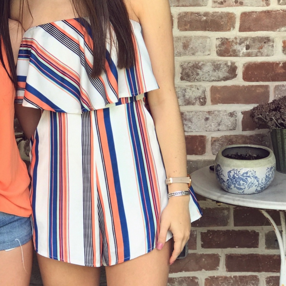 Strapless striped romper with pockets